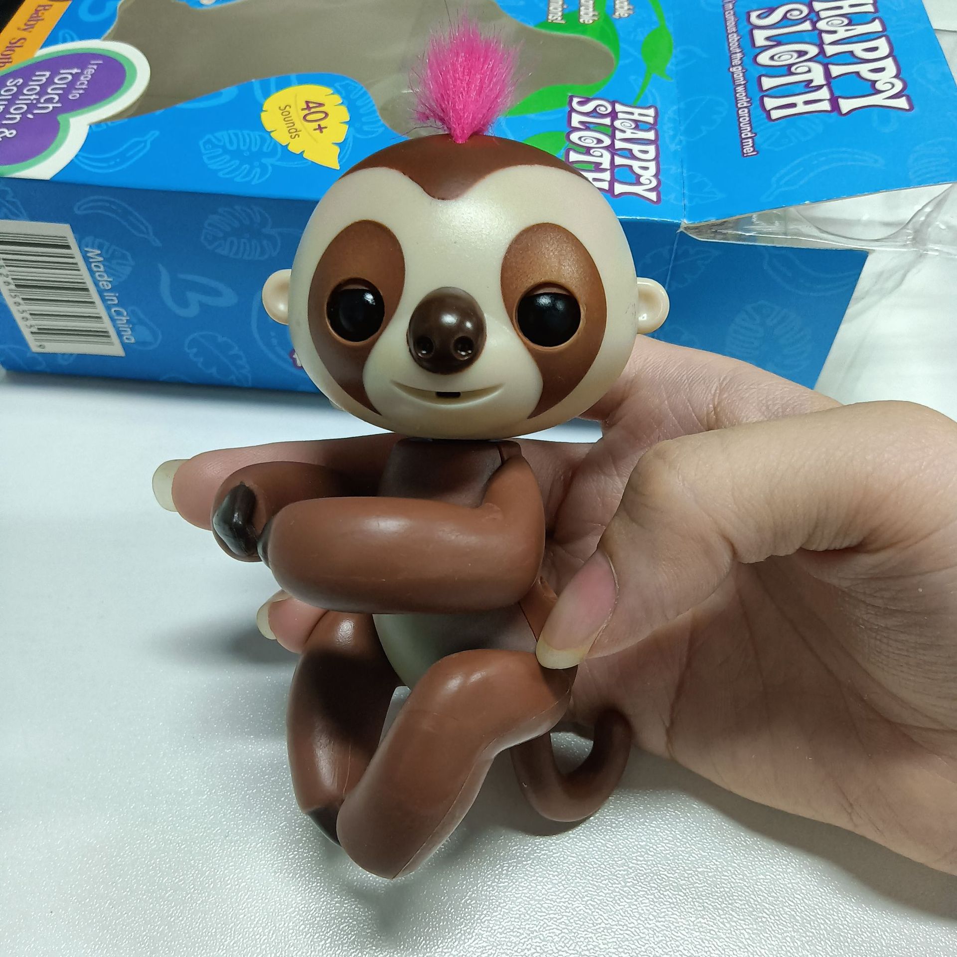 Finger Sloth