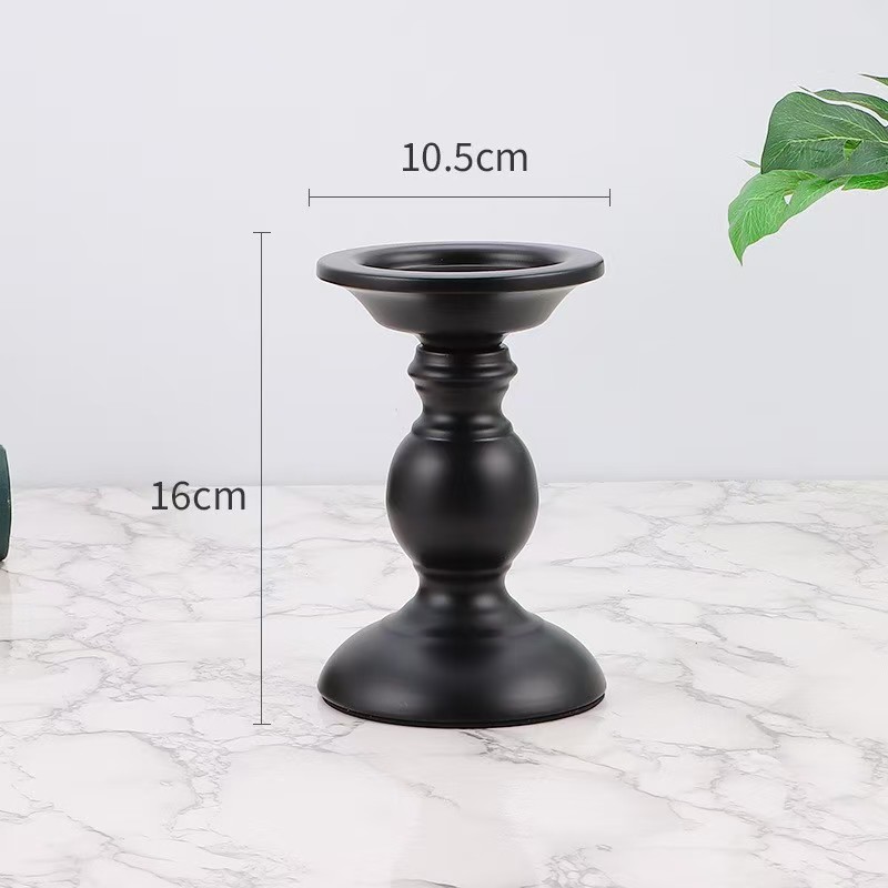 Candelaria de hierro forjado columna romana decoración candelabro mesa de comedor atmósfera retro sensación de asiento decoración romántica vela vela vela