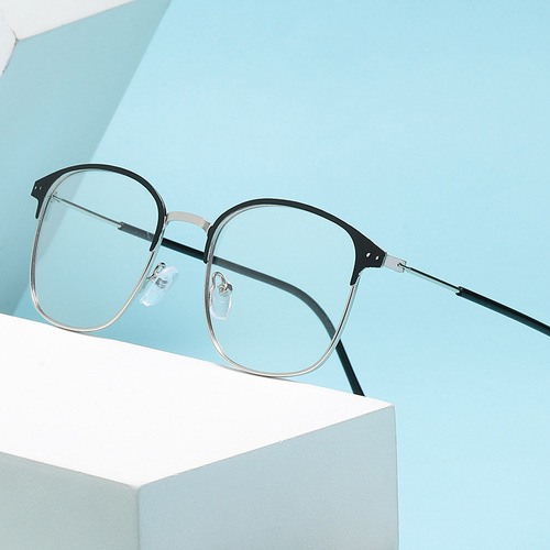 New literary retro square half-rim glasses frame cross-border fashion ultra-clear metal black frame anti-blue light discoloration glasses