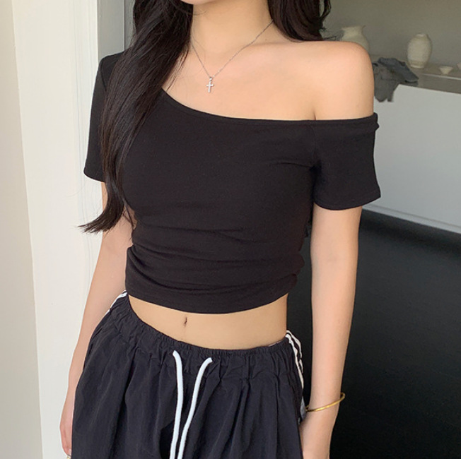 검은색