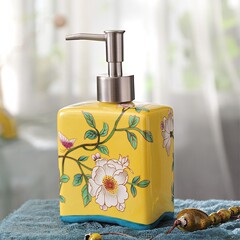 個性家庭用中国式浴室用品アメリカ式陶磁器手洗い液瓶ローション瓶シャンプー瓶ヨーロッパ式押し瓶