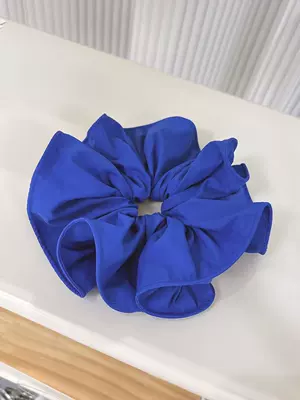 Super Brightening~ Klein Blue Morandi Saç üçün rezinlər - white-and-dark-blue-diameter-about-21cm