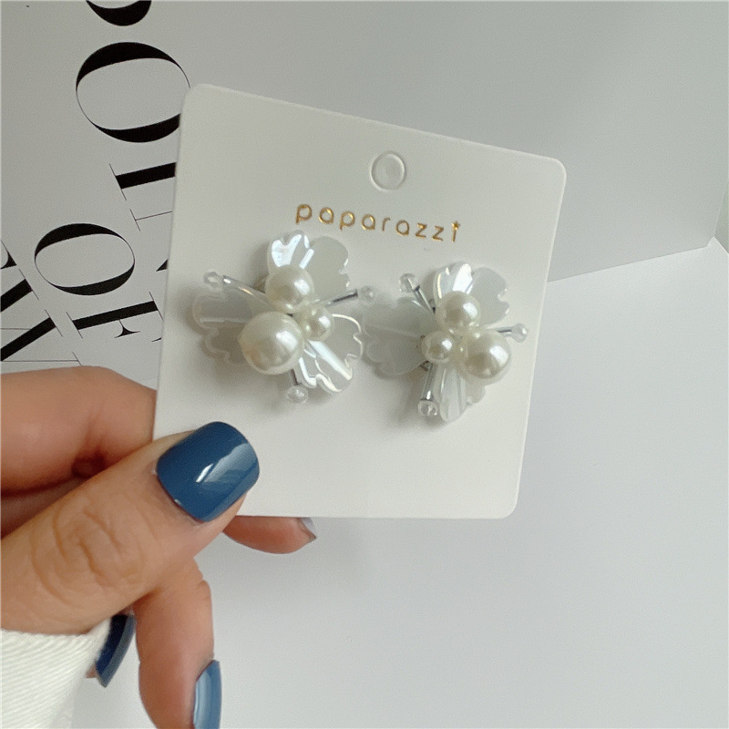 Fashion Pearl Fireworks Blooming Earrings display picture 9