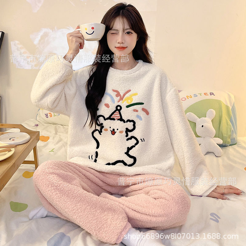 Flannel Pajamas for Women in Autumn and Winter, Sweet Cartoon Set, Winter Fleece-Lined and Thickened Coral Fleece Warm Loungewear Flannel Pajamas for Women in Autumn and Winter, Sweet Cartoon Set, Winter Fleece-Lined and Thickened Coral Fleece Warm Loungewear
