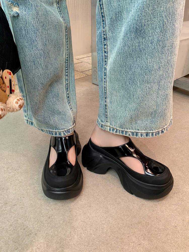 Dép sandal nữ da thật họa tiết da báo đế xuồng cao gót 9 cm — Trang chủ, màu đen, bạc chi tiết 6