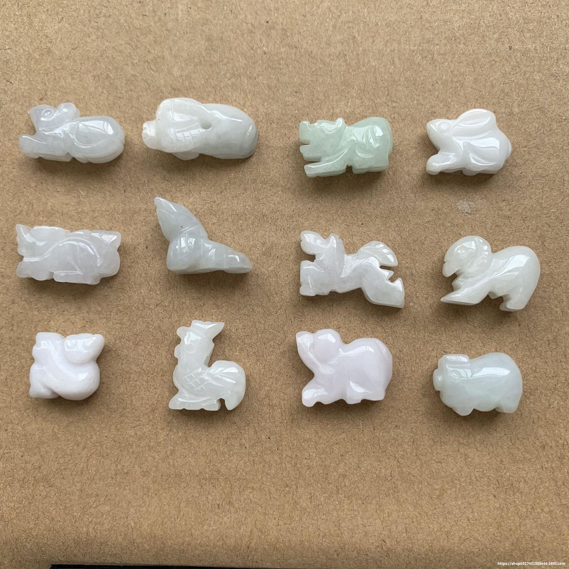 挂件批发翡翠十二生肖小散件 缅甸冰糯种翡翠十二生肖玉石小挂