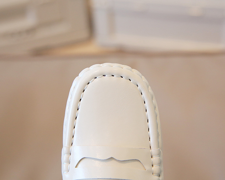 English style bean big children's new spring 2023 boys' small leather shoes, one footed loafers_voghion.com
