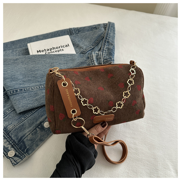Korean version Instagram fashion cute girl pillow bag 2024 summer new simple casual corduroy single shoulder diagonal_voghion.com