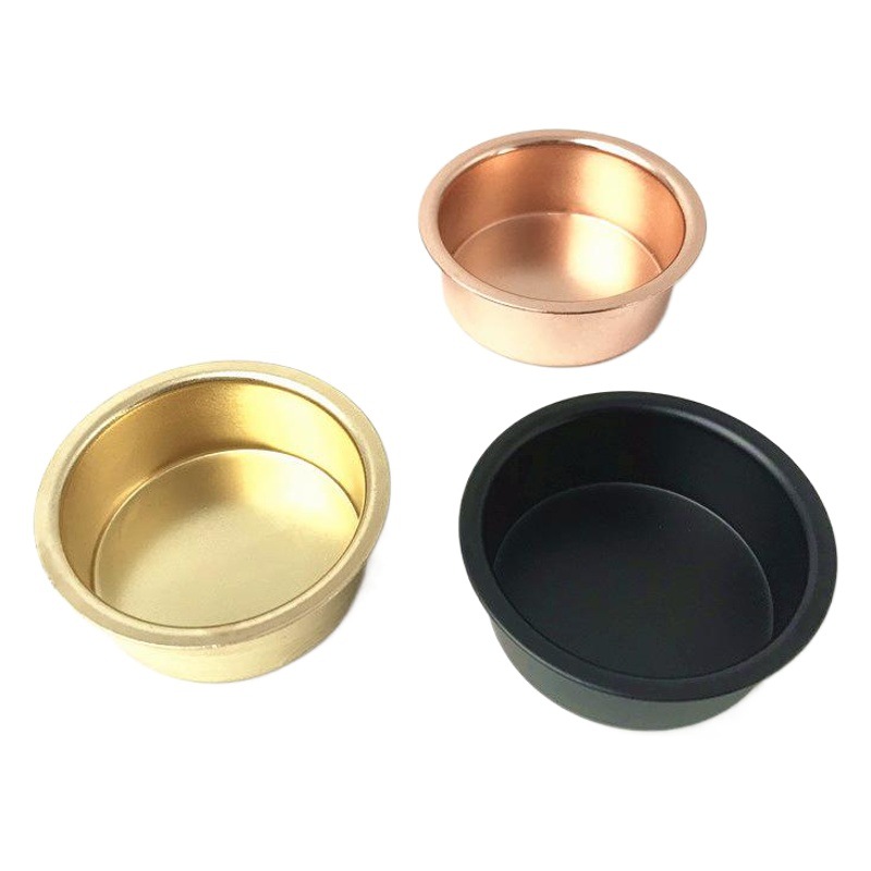 Amazon fabricante de estilo europeo de hierro candelabro accesorios vela taza atmósfera Decoración Retro decorativo aromaterapia vela taza