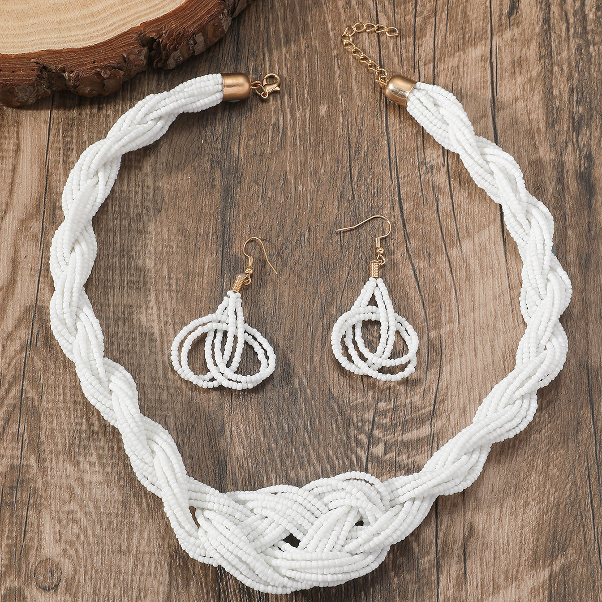 Traje de joyería de mujer de estilo étnico bohemio de múltiples capas con cuentas redondas grandes multicolores retro europeo y americano