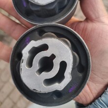 进口自由光国产光前桥下支臂下悬挂胶套衬套68223761AC底盘下摆臂