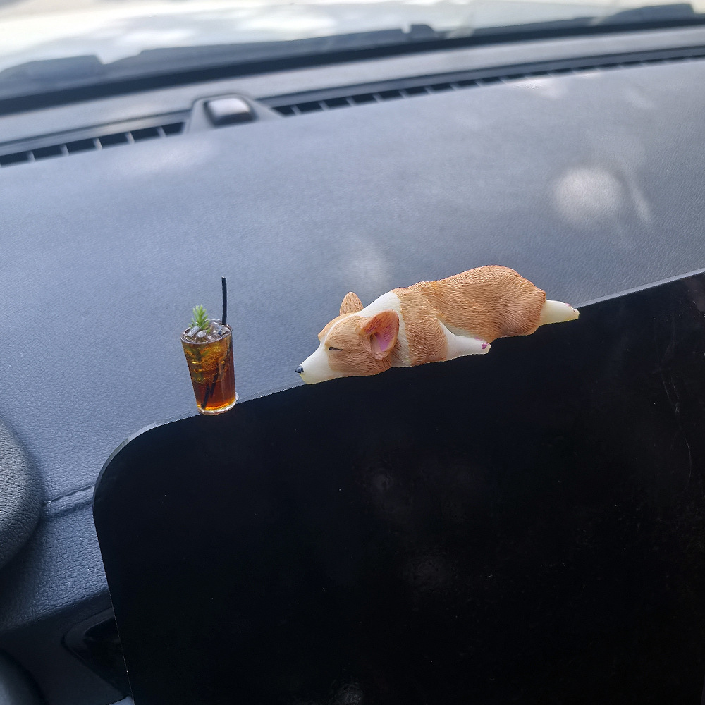 Mini posición para dormir, decoración de coche Corgi, decoración creativa de la consola central del coche, lindo coche de perrito de resina