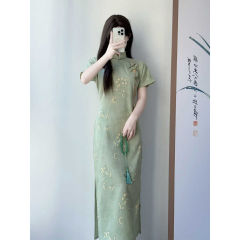 今年人気の美しいレディの古代チャイナドレス、少し太っていてお腹をカバーしてスリムに見える、新しい中国風、多用途、日常の若いスタイル