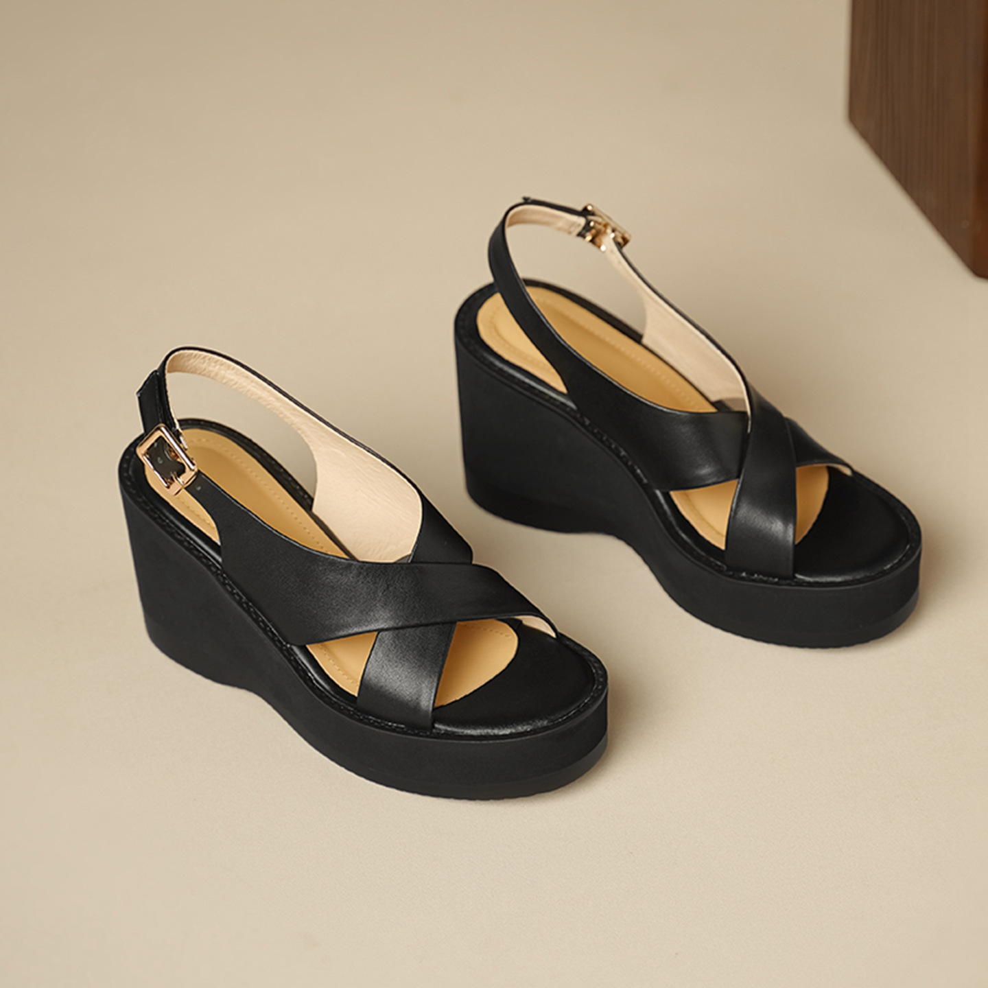 Sandal cao gót nữ hở mũi quai ngang đế xuồng gót 9 cm — đen
