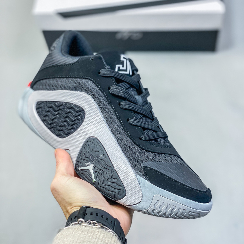 Putian Tatum 2 Men's Practical Basketball Shoes Joe Rex Rabbit Tatum Signature Sneakers Air Cushion Breathable Sports Shoes