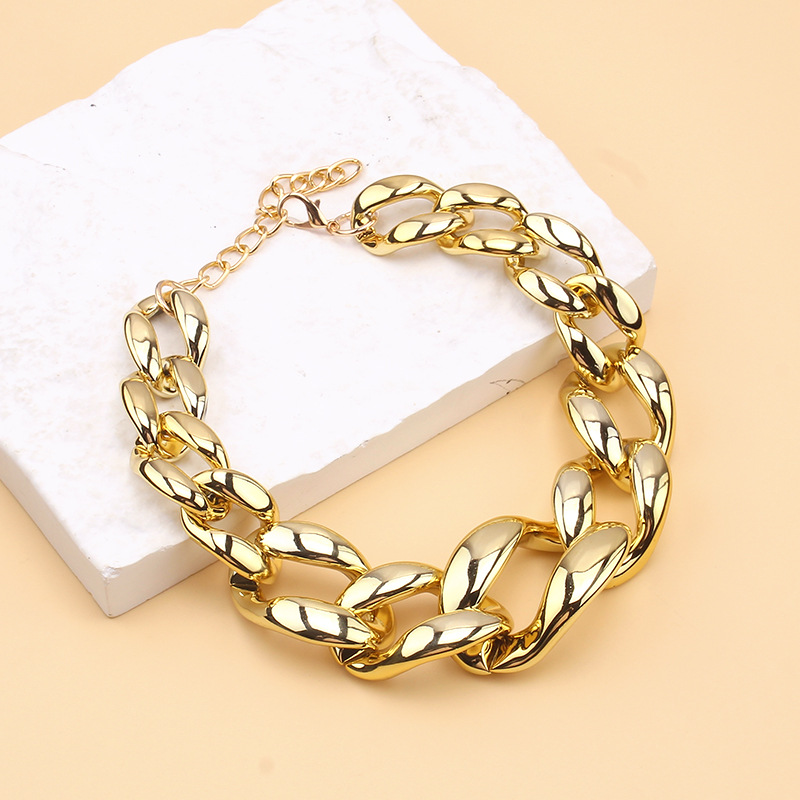 Daily Occasion Elegant Geometric Solid Color Alloy Wholesale Necklace