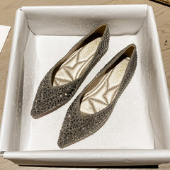 威威女郎 658-88平底豆豆鞋軟底淺口尖頭單鞋水鑽亮片女大碼女鞋