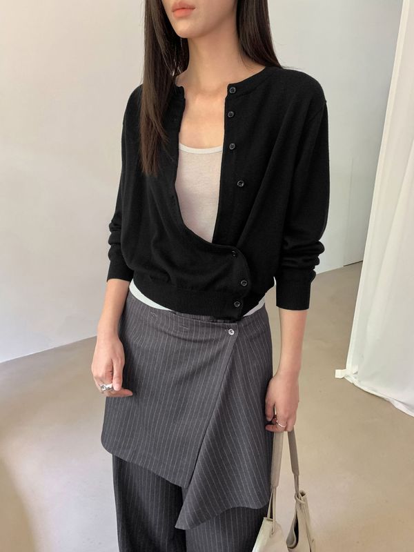 TG 不规则侧扣针织开衫女2025秋季新款简约设计纯色显瘦毛衣25703|undefined