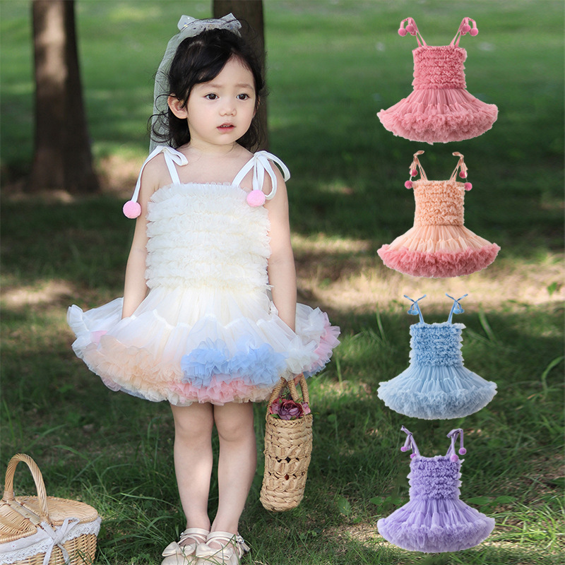 Yiwu Lefeng Spring and Summer Girls Suspender Dress Christmas Tutu Skirt Princess Fluffy Gauze One-Year-Old Dress Cake Skirt