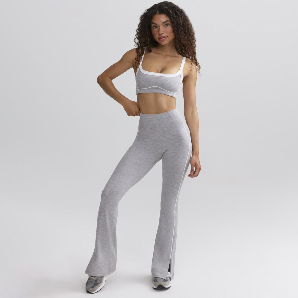 Pantalones de yoga deportivos de ocio transfronterizos, medias de mujer, pantalones acampanados de secado rápido que absorben la humedad de alta elasticidad, pantalones de yoga de cintura alta