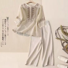 妈妈夏装棉麻衬衫套装女士2025复古高端刺绣棉麻短袖阔腿裤两件套