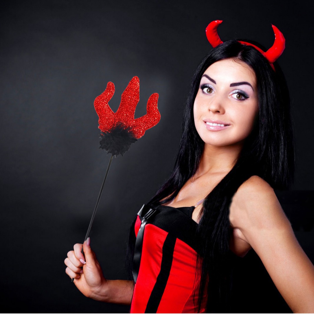 Transfronterizo Halloween set de diablo rojo festivo baile de máscaras props espectáculo de cuernos de toro anillo tridente varita mágica