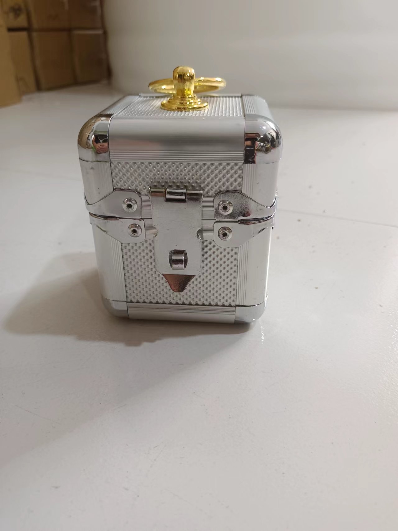 Caja de herramientas portátil de aleación de aluminio Caja de seguro Caja de archivo Caja de almacenamiento de contraseña Caja de instrumentos Caja de almacenamiento de objetos pesados