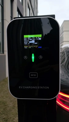 Elektrikli avtomobil şarj stansiyaları | Standard Charging Station 7/11/22Kw - gbt-russian-version-7kw-color-screen-rechargeable-version-no-2-charging-pile-5m