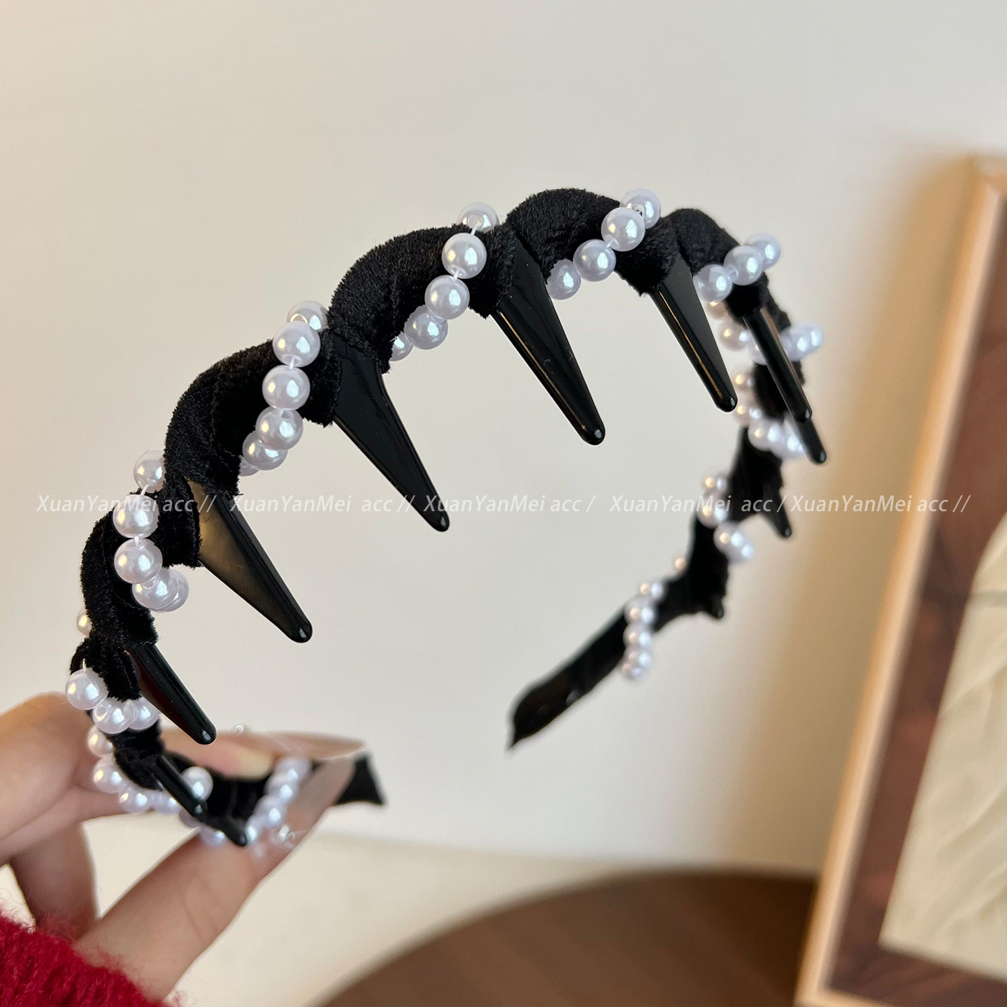 Black velvet beads