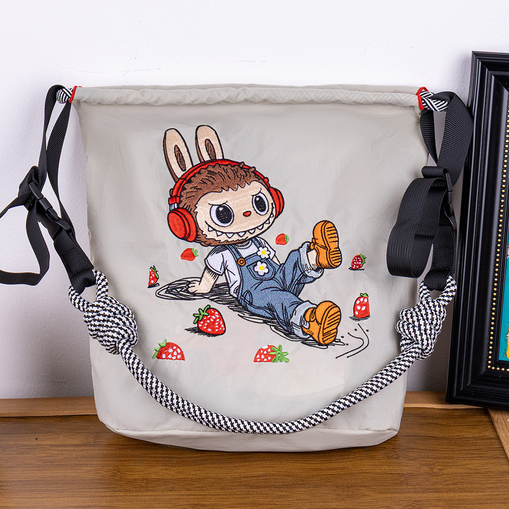 [ジッパーバケットバッグ]新しい調節可能なファッショナブルな刺繍ショッピングバッグ、多用途、軽量、ポータブルショルダークロスボディバッグ、トレンディ