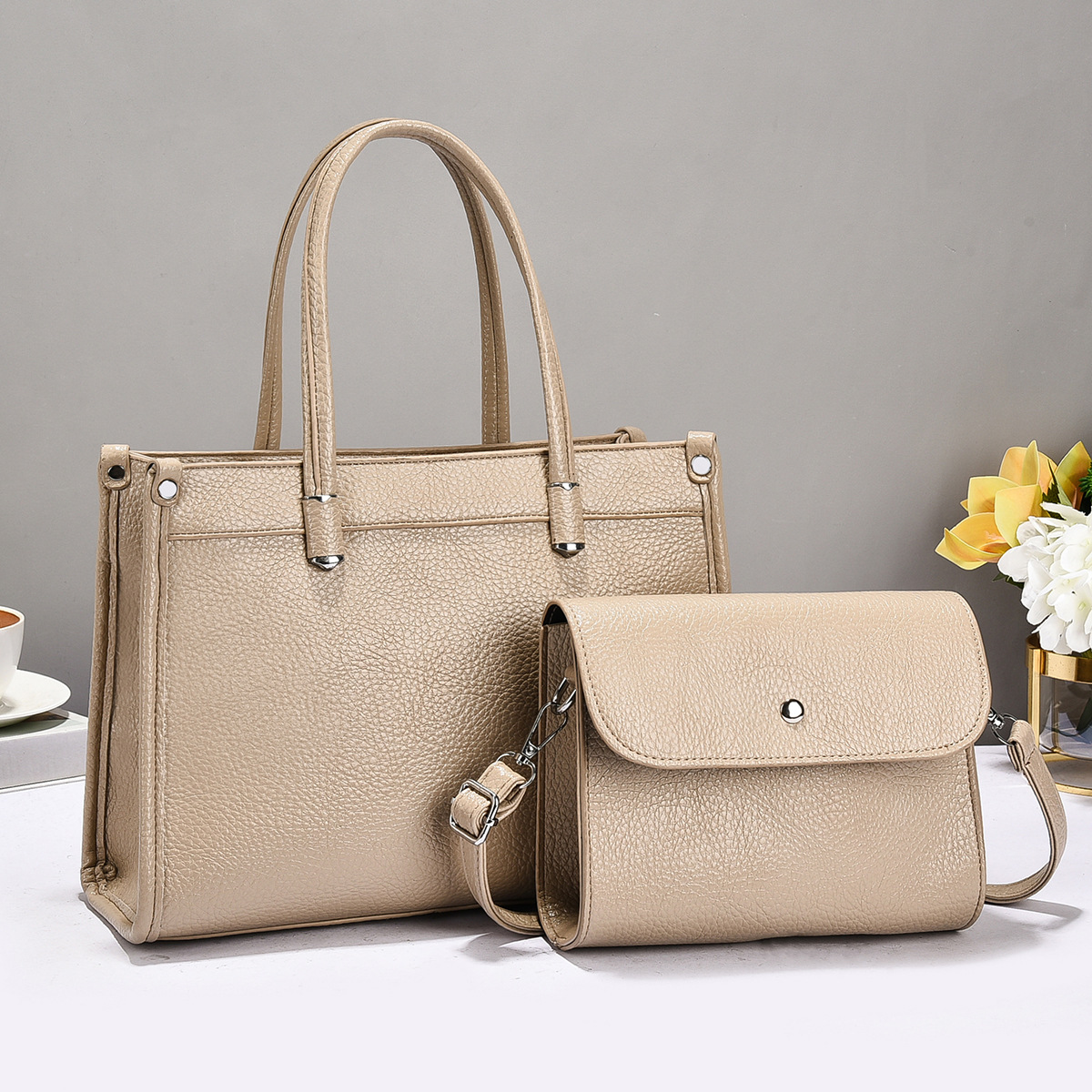 Bolsos para mujer 2025 nuevo estilo coreano bandolera de color sólido para mujer bolso vertical para teléfono móvil para mujer monedero versátil