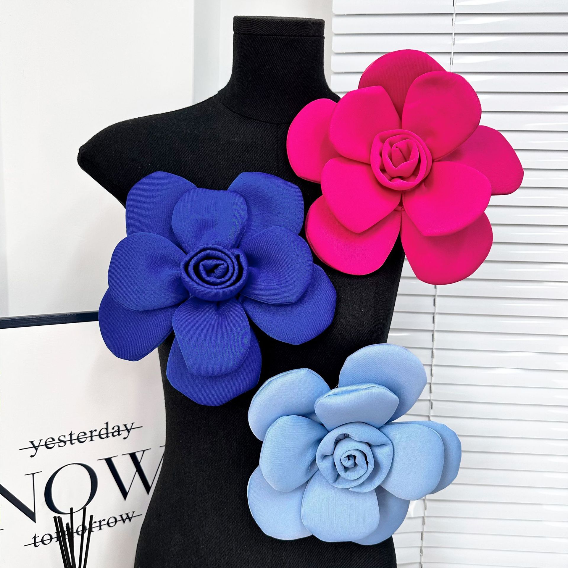 39g Weight Clothing Sticker Patches Classification 1 Piece Quantity Polyester Material Flower Pattern Elegant Style 1 Piece Elegant Flower Polyester Clothing Sticker Patches 2
