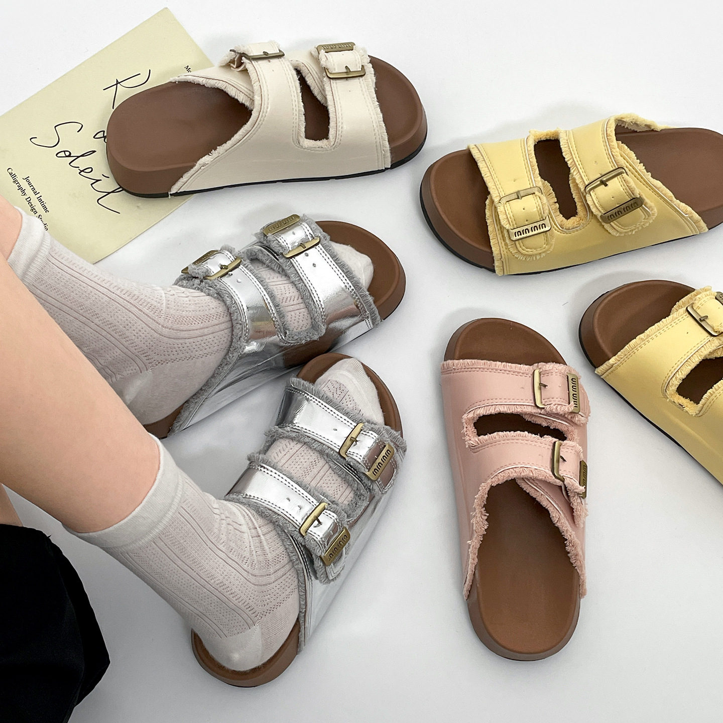 White Retro High-end Thick Bottom Slippers Women's Summer Outer Wear 2025 New Skirt Non-slip Sandals