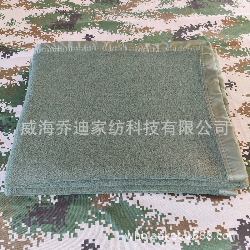 Green keep warm school duvet
