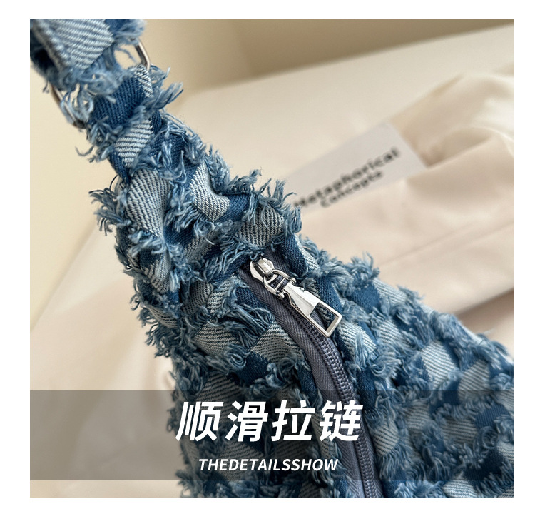 Casual and fashionable crossbody bag 2025 new style large-capacity simple checkered single-shoulder bag, personalized and versatile, lightweight underarm bag Item Picture