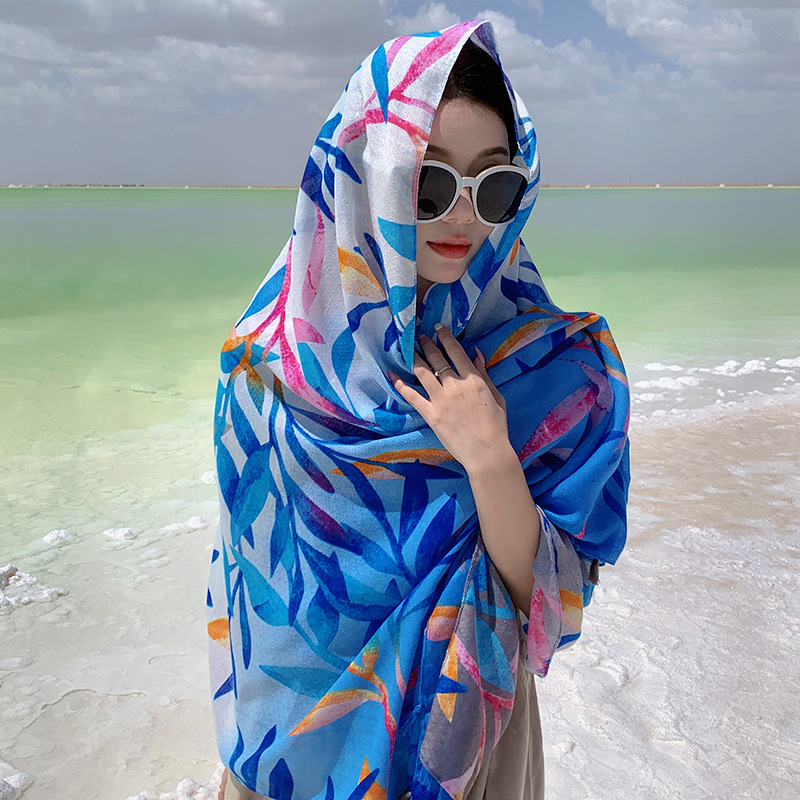 Verano ligero con incrustaciones de plata gradiente seda hoja protector solar chal viaje Toalla Playa moda bufanda exterior