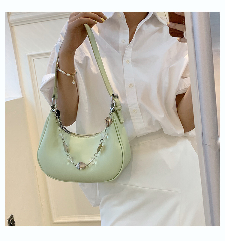 Fashion Chain Solid Color One-shoulder Armpit Bag display picture 2