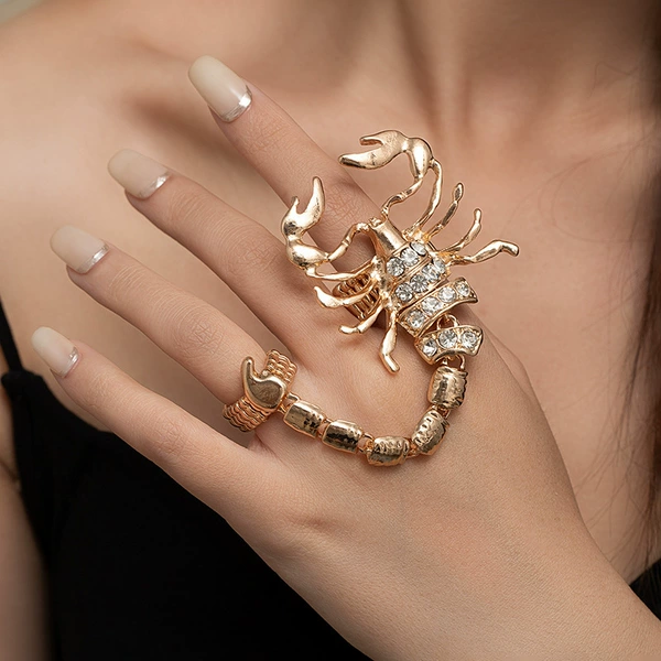 J321-1 Golden Scorpion Mitten Bracelet