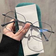 ����z���R��ҕŮ�Ȕ������@ĘС���{��ƽ��������R���۾�����