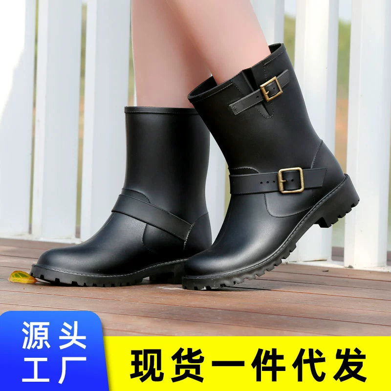 Оптовая Продажа с фабрики Весенние Новые Модные женские резиновые сапоги из матовой трубки Нескользящие водные туфли на толстой подошве резиновая обувь модные бахилы