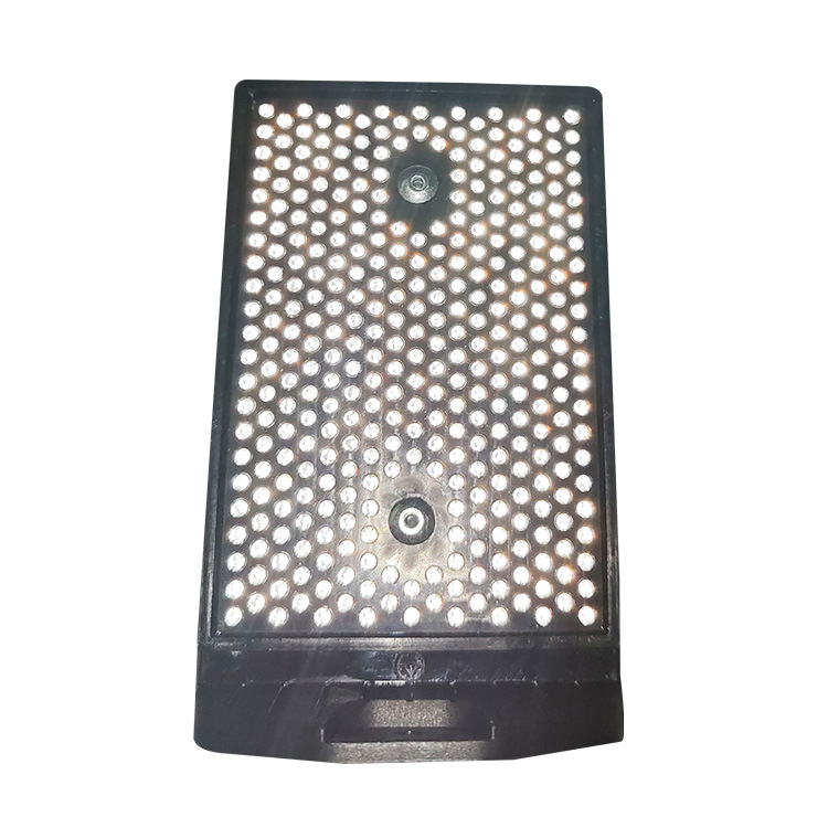 SWAREFLEX  反光片348珠玻璃珠带反射片用于水泥墩墙上