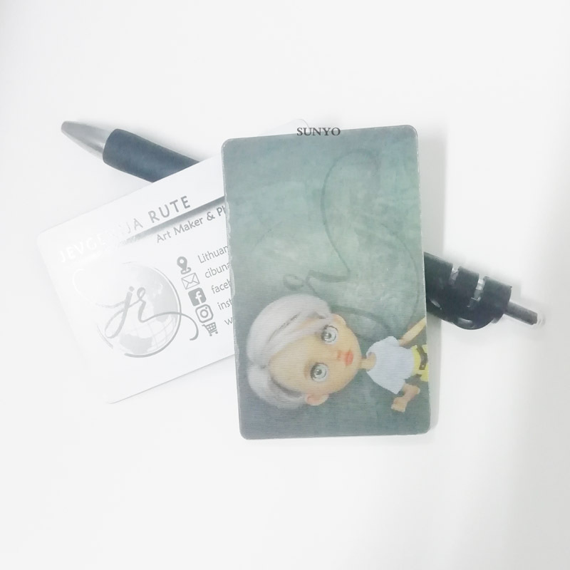 光栅PET,立体卡片，贴纸,带不干胶PVC卡,3D会员卡 印刷厂