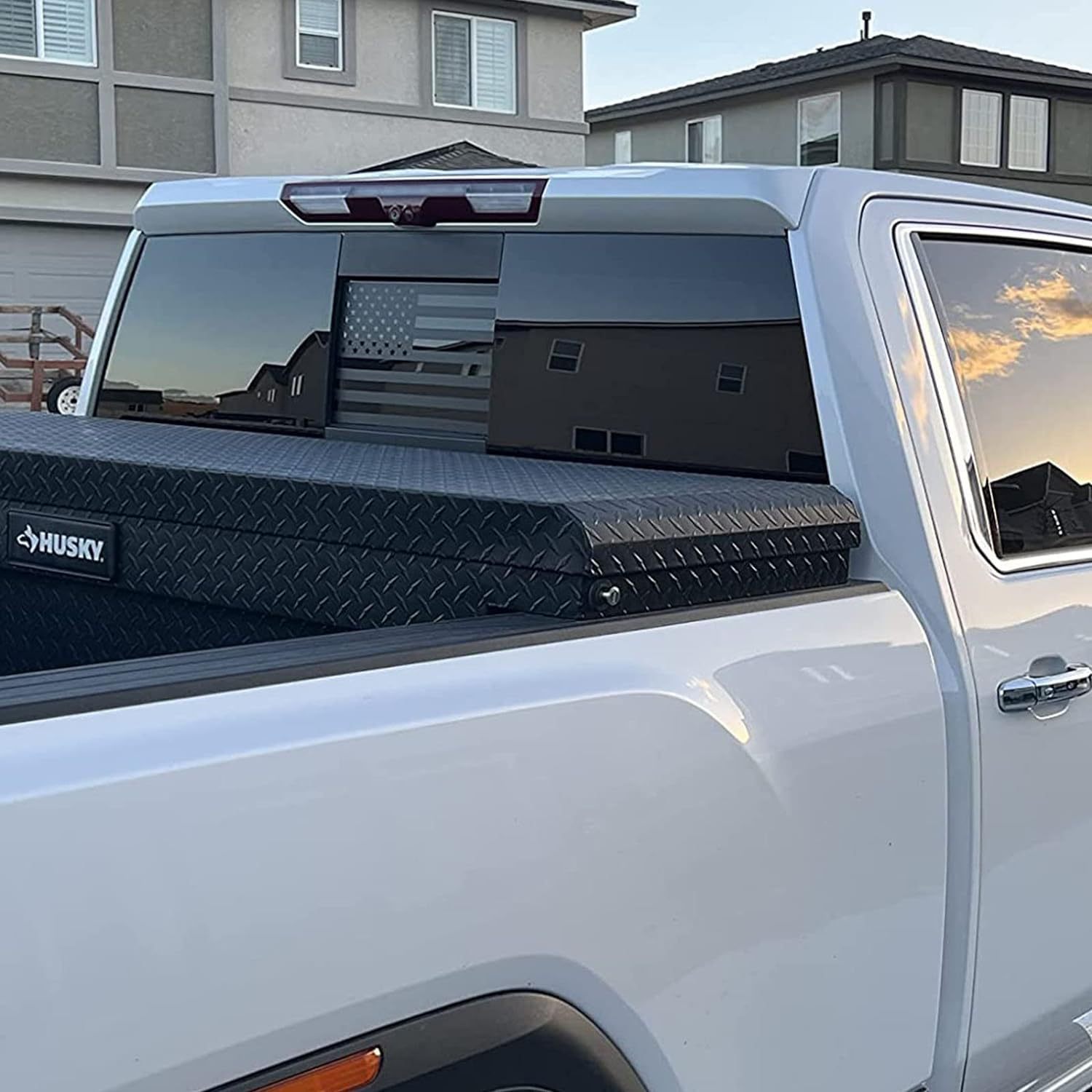 Aplicable a Chevrolet GMC vinilo pegatinas ventana trasera de la bandera de los Estados Unidos pegatinas negro mate