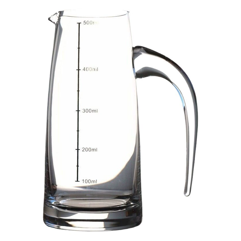 Маленькие винные кувшины специально для отелей с толстым дном