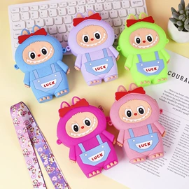 零钱包;钥匙扣及钥匙扣配件;儿童零钱包