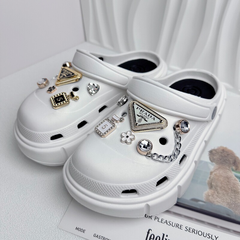 EVA Sandals Explosions Thick-soled Heightened Cave Shoes Women's Top-wearing Beach Shoes P-standard suit Sandals EVA Sandals Explosions Thick-soled Heightened Cave Shoes Women's Top-wearing Beach Shoes P-standard suit Sandals