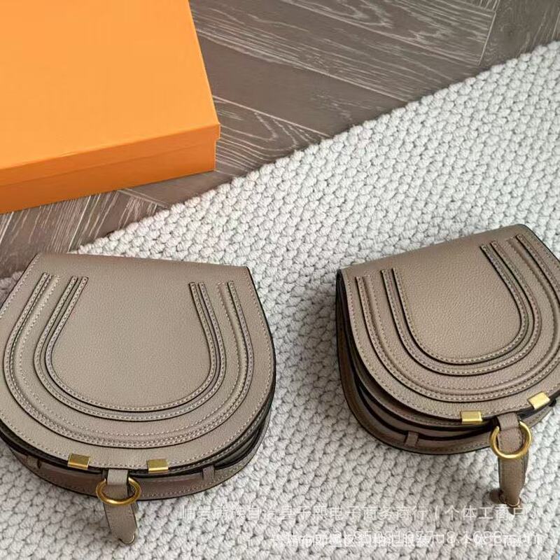 Vintage Western Rivet Half-Moon Saddle Bag Bohemian Style Women's Shoulder Crossbody Matisse Bag