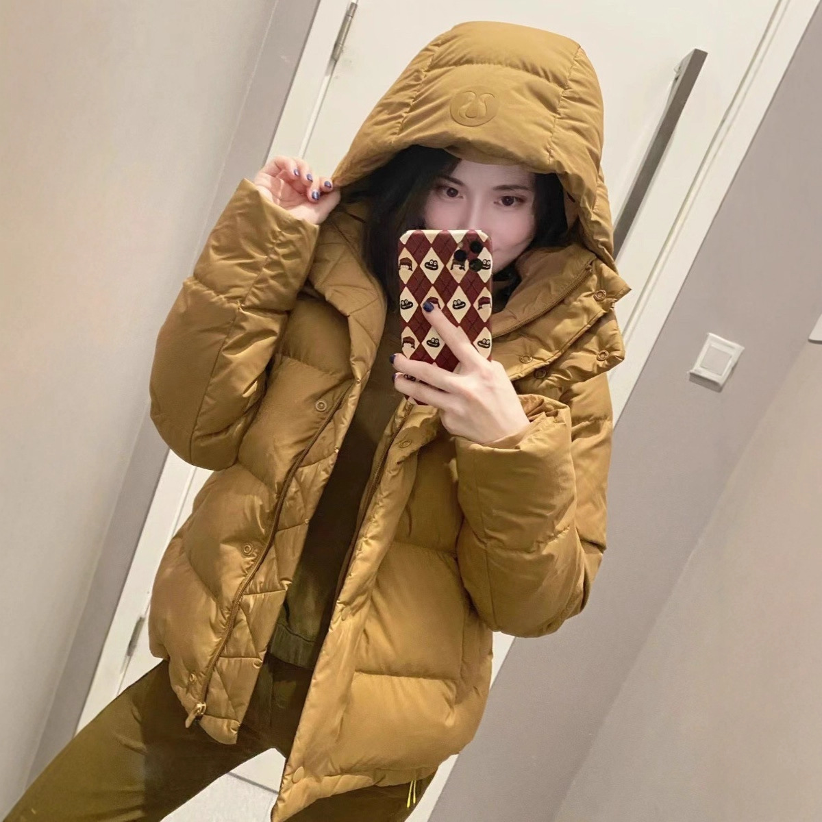 Lululemon露露女士五格泡芙连帽显瘦运动加厚保暖羽绒服外套防水