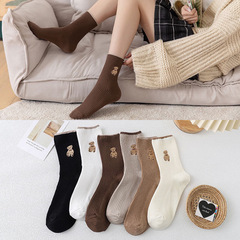 Socks for women, Korean version, mid-high, breathable, Japanese style, college style, bear autumn and winter stockings for women, ins fashion, versatile wholesale