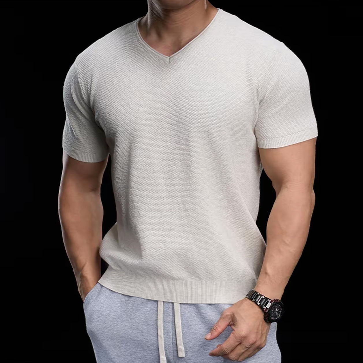 Camiseta de punto de manga corta camiseta elástica hombre V cuello de pollo corazón viejo viento de negocios hielo verano fábrica transfronteriza al por mayor